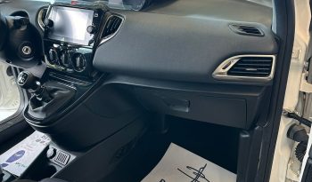 Lancia New Ypsilon 1.0 70 cv Hybrid Gold Plus 2022 pieno