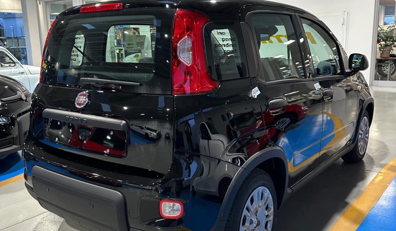 Fiat Pandina km 0 2024 con display 8” pieno