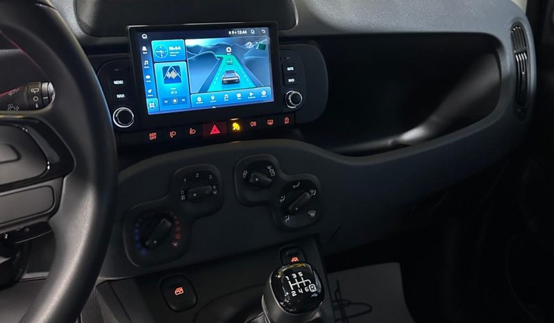 Fiat Pandina km 0 2024 con display 8” pieno