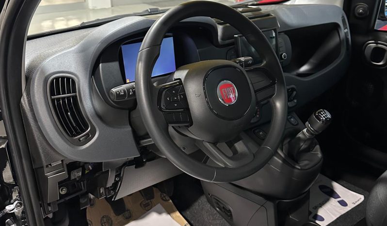 Fiat Pandina km 0 2024 con display 8” pieno