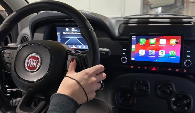 Fiat Pandina km 0 2024 con display 8” pieno