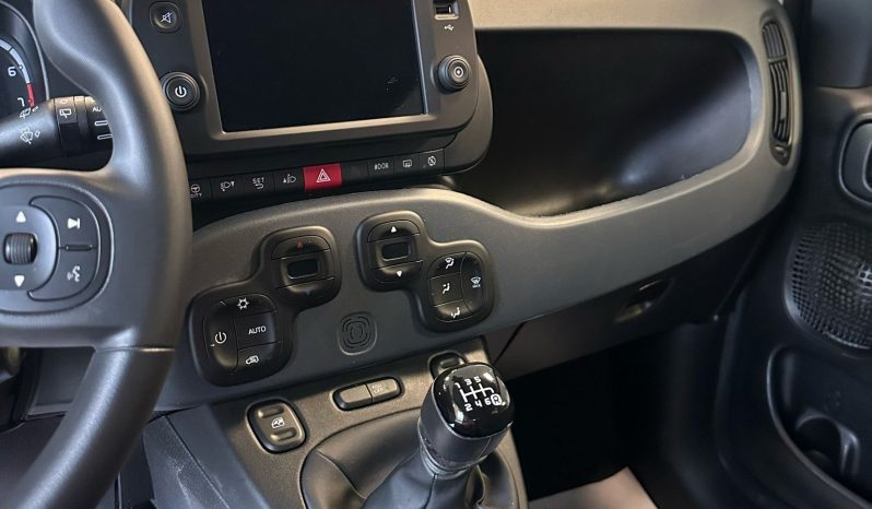 Fiat Panda CROSS 2024 Hybrid pieno
