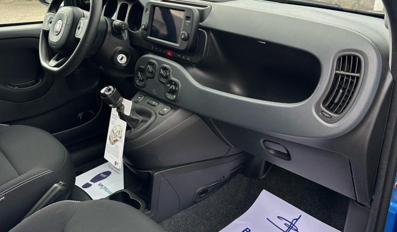 Fiat Panda CROSS 2024 Hybrid pieno