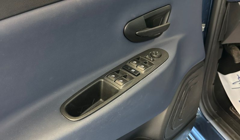 Lancia Ypsilon 1.0 70Cv Platino HYBRID 2024 pieno