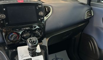Lancia Ypsilon 1.0 70Cv Platino HYBRID 2024 pieno