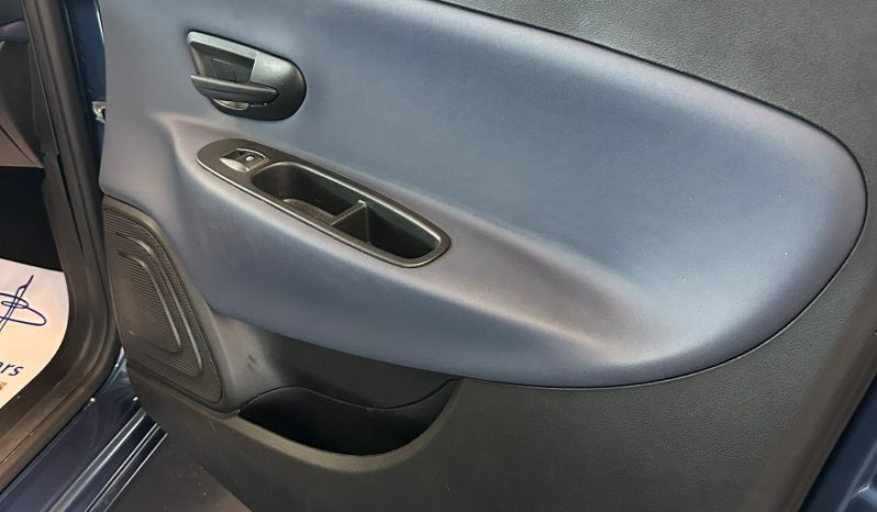 Lancia Ypsilon 1.0 70Cv Platino HYBRID 2024 pieno