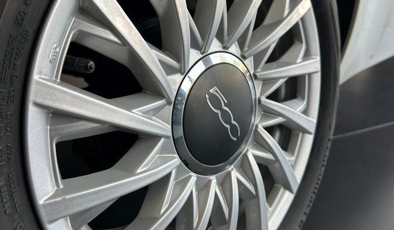 Fiat 500 1.0 hybrid DOLCEVITA 2024 pieno