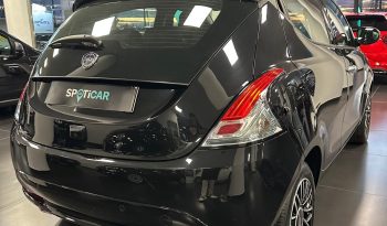 Lancia Ypsilon 1.0 70Cv Platino HYBRID 2024 pieno