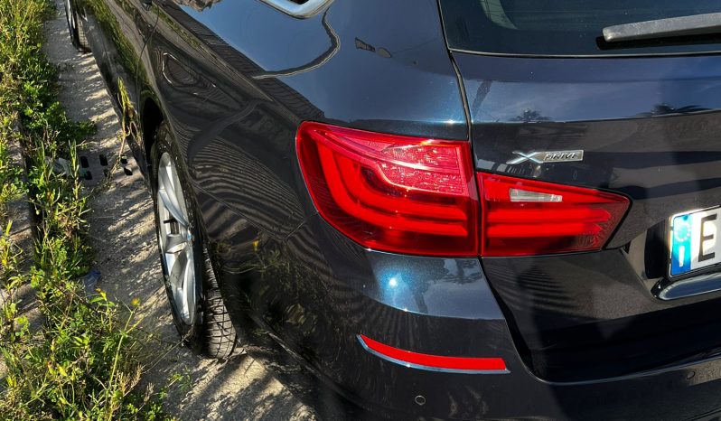 BMW 525 525d Xdrive Touring business pieno