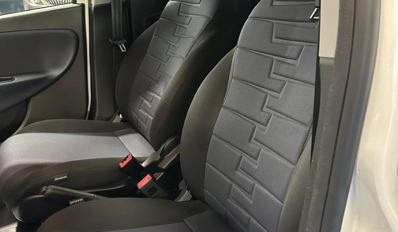 Lancia Ypsilon 1.0 70Cv Platino HYBRID 2024 pieno