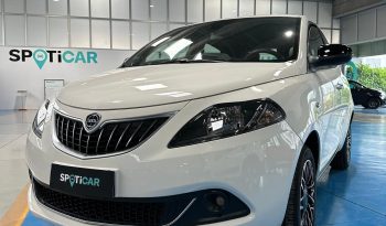 Lancia Ypsilon 1.0 70Cv Platino HYBRID 2024 pieno