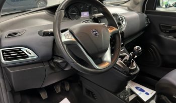 Lancia Ypsilon 1.0 70Cv Platino HYBRID 2024 pieno