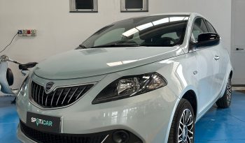 Lancia Ypsilon 1.0 70cv Hybrid Platino pieno