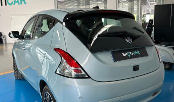Lancia Ypsilon 1.0 70cv Hybrid Platino pieno