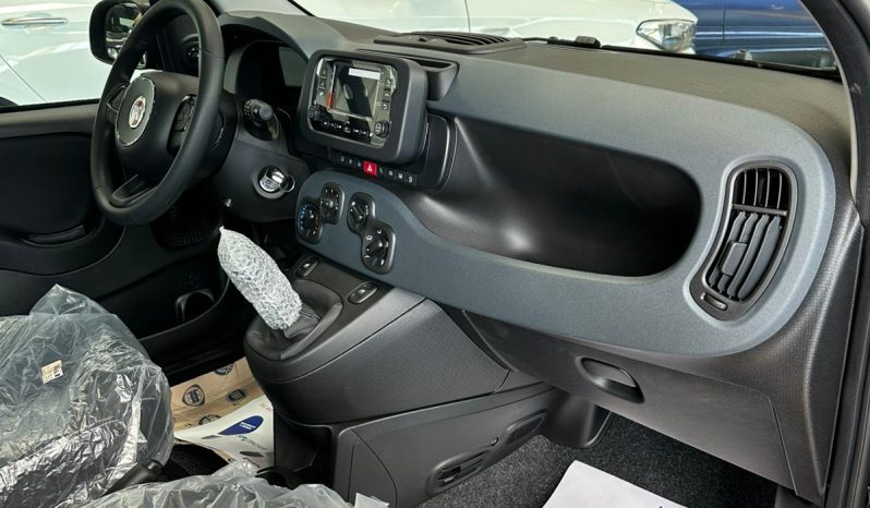 Fiat Panda 1.0 70cv Hybrid  Pandina 05/2025 pieno