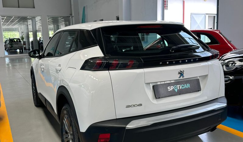 Peugeot 2008 PureTech 1.2 Benzina 100cv 2022 pieno