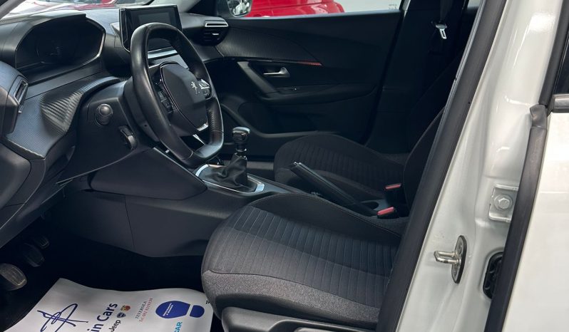 Peugeot 2008 PureTech 1.2 Benzina 100cv 2022 pieno