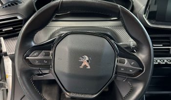 Peugeot 2008 PureTech 1.2 Benzina 100cv 2022 pieno