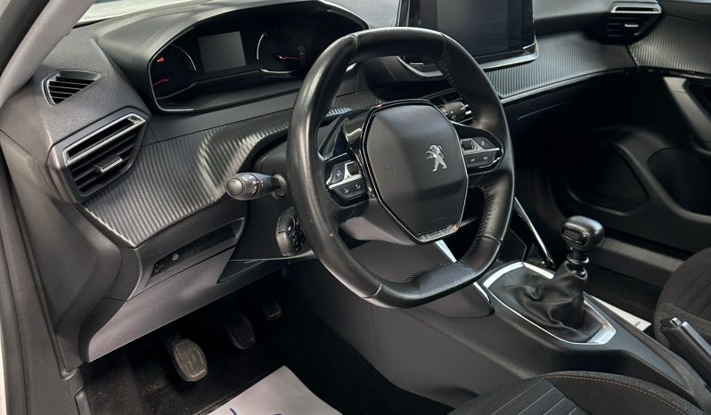 Peugeot 2008 PureTech 1.2 Benzina 100cv 2022 pieno