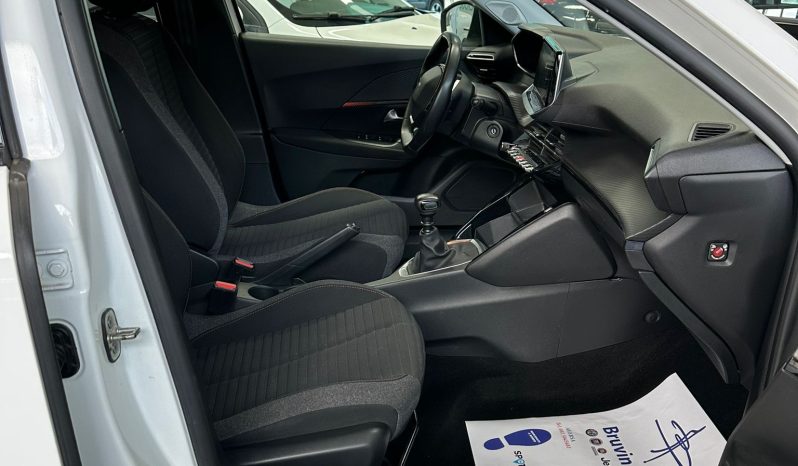 Peugeot 2008 PureTech 1.2 Benzina 100cv 2022 pieno