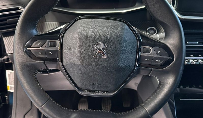 Peugeot 2008 PureTech Allure Pack pieno