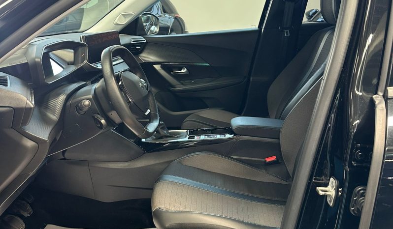 Peugeot 2008 PureTech Allure Pack pieno