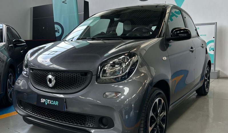 Smart FourFour 1.0 Benz Fidaty pieno