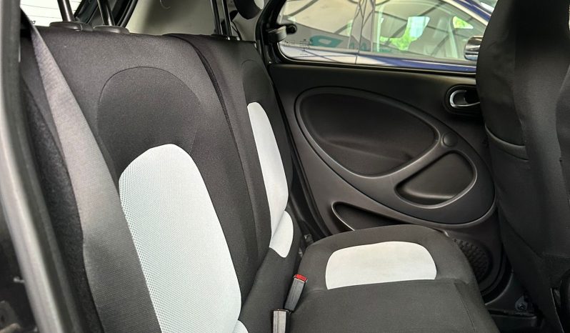 Smart FourFour 1.0 Benz Fidaty pieno