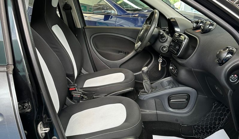 Smart FourFour 1.0 Benz Fidaty pieno