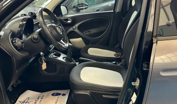 Smart FourFour 1.0 Benz Fidaty pieno