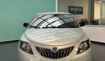 LANCIA YPSILON 1.0 HYBRID PLATINO pieno