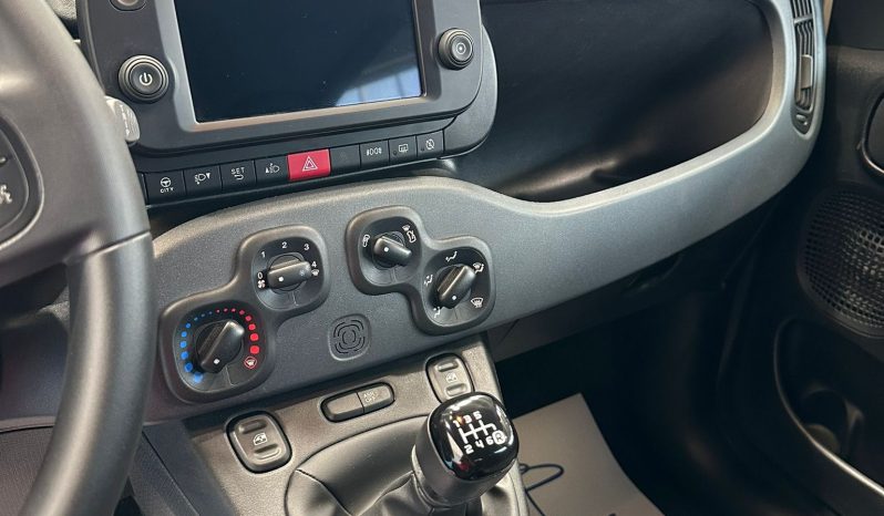 PANDA CROSS 1.0 70CV HYBRID pieno