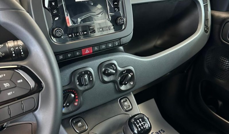 FIAT PANDA hybrid ICON 2025 pieno