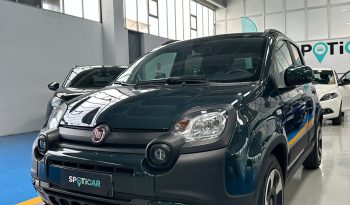 FIAT PANDA CROSS HYBRID pieno