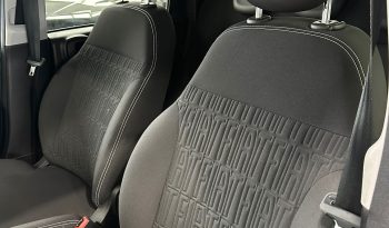 FIAT PANDA CROSS HYBRID pieno