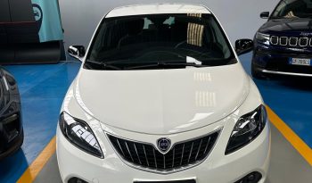 LANCIA YPSILON PLATINO HYBRID pieno