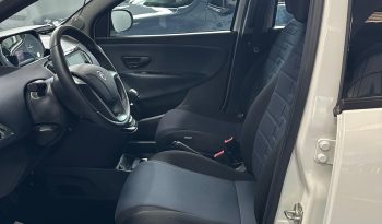 LANCIA YPSILON PLATINO HYBRID pieno