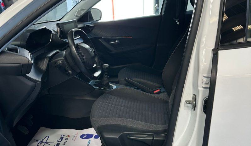 Peugeot 2008 Active Pack pieno