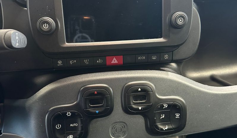 FIAT PANDA HYBRID BENZINA pieno
