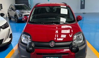 FIAT PANDA CROSS HYBRID pieno
