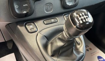 FIAT PANDA CROSS HYBRID pieno