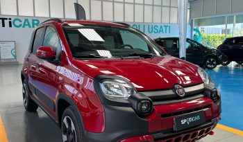 FIAT PANDA CROSS HYBRID pieno