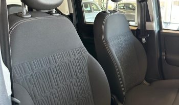 FIAT PANDA HYBRID CROSS pieno