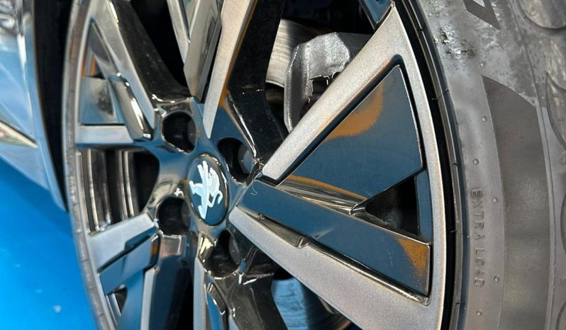 Peugeot 208 GT Pack PureTech pieno