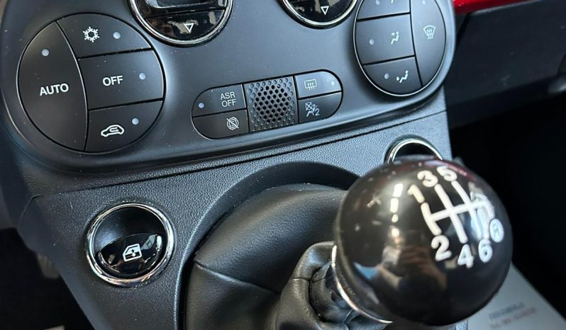 FIAT 500 DOLCEVITA HYBRID pieno