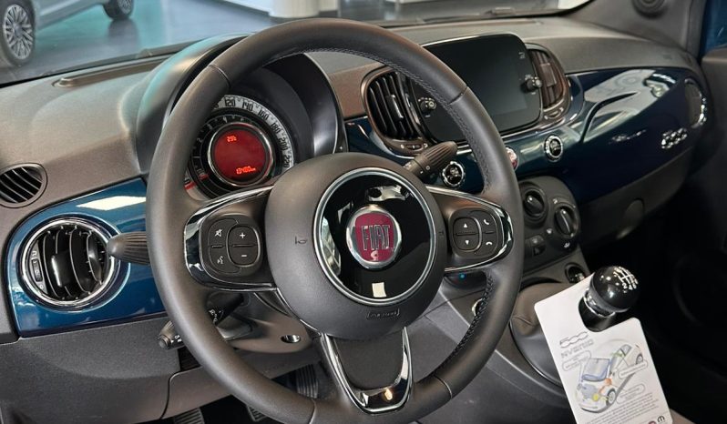 FIAT 500 DOLCEVITA HYBRID pieno