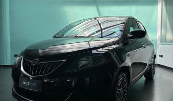 LANCIA Y HYBRID PLATINO pieno