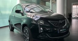 LANCIA Y HYBRID PLATINO
