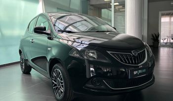 LANCIA Y HYBRID PLATINO pieno