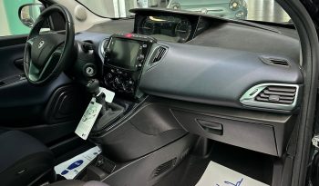 LANCIA Y HYBRID PLATINO pieno